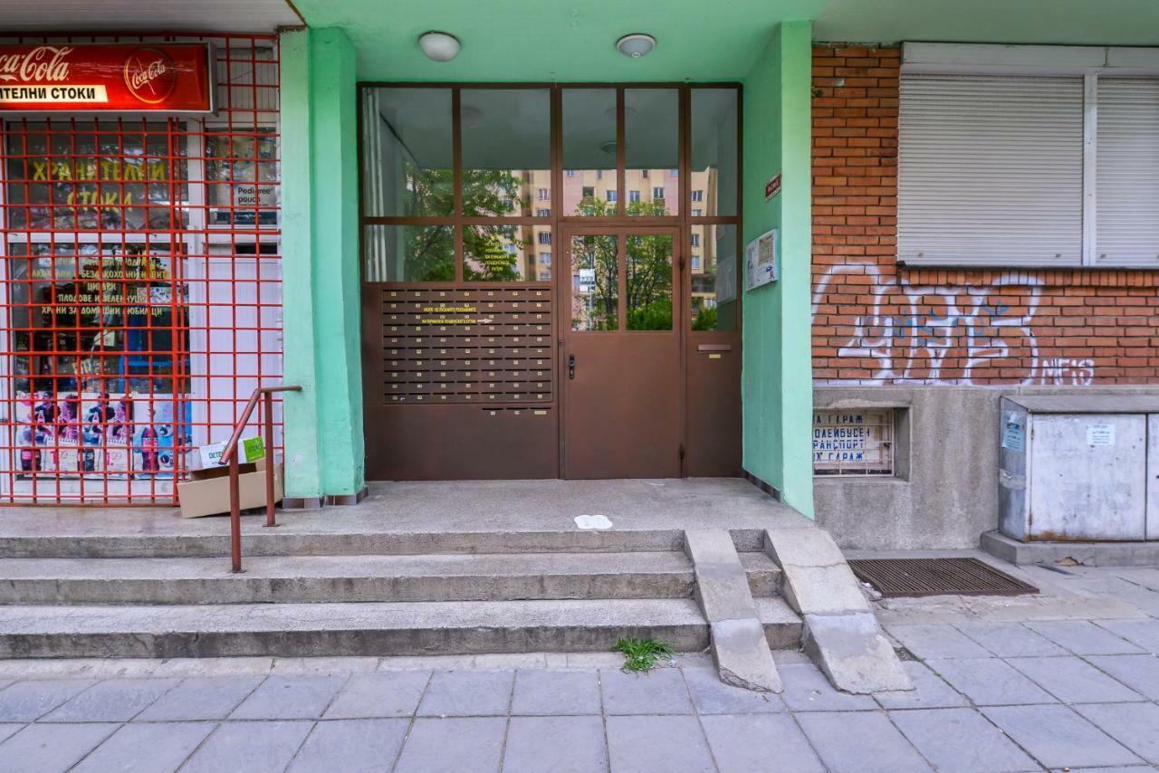 Comfortable One Bedroom Apartment In A Lively Area | Zona B5 | Russian Square Sofia Exterior foto