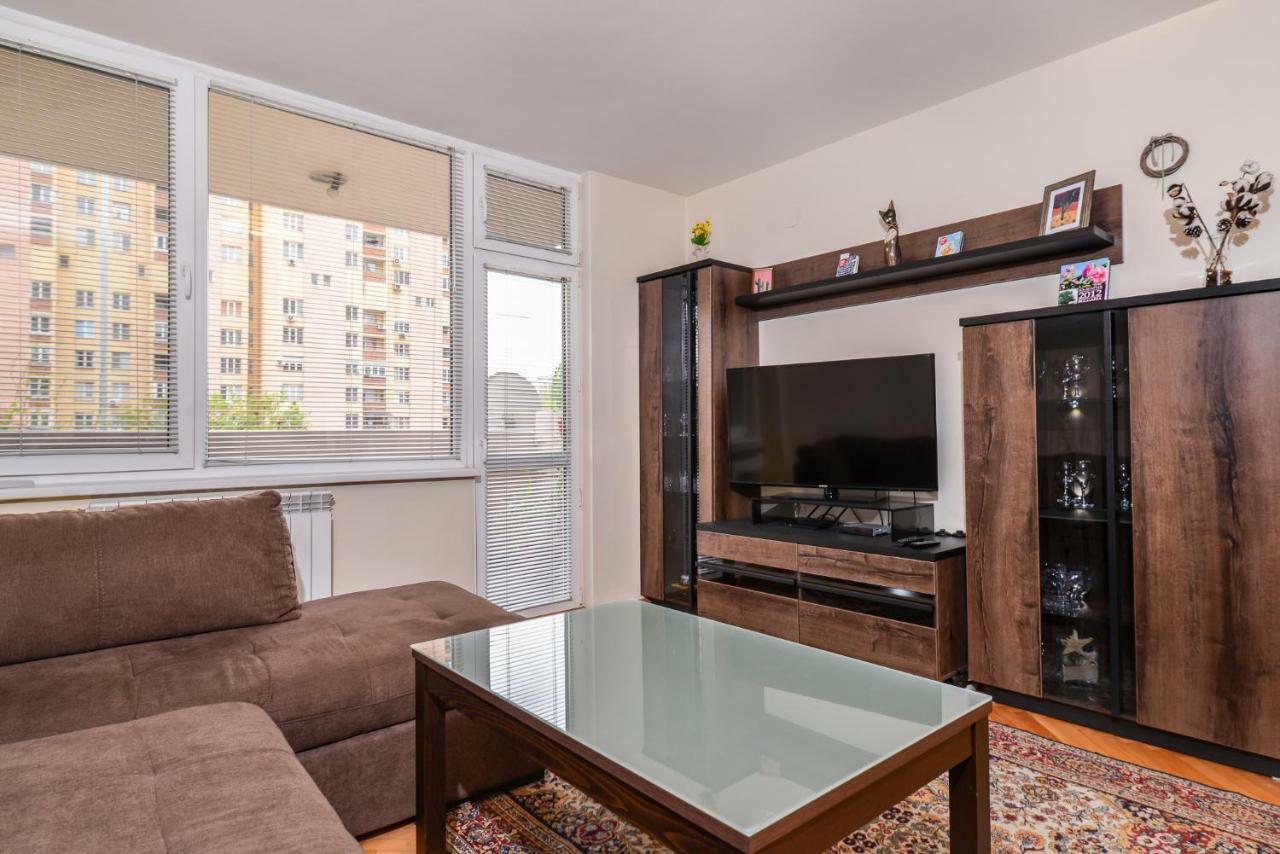 Comfortable One Bedroom Apartment In A Lively Area | Zona B5 | Russian Square Sofia Exterior foto